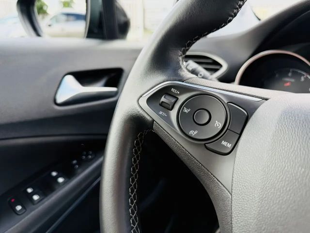 Opel Crossland X 1,2 T ELEG., Navi, Panod, LED, RFK, PTS, Tot, Spur