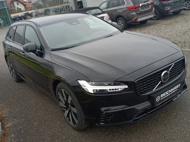 Volvo V90 AWD Dark Plus T6