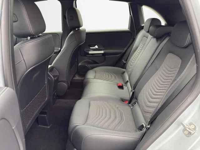 Mercedes-Benz B 180 Progressive