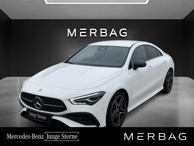 Mercedes-Benz CLA 180 AMG Line Coupé Premium