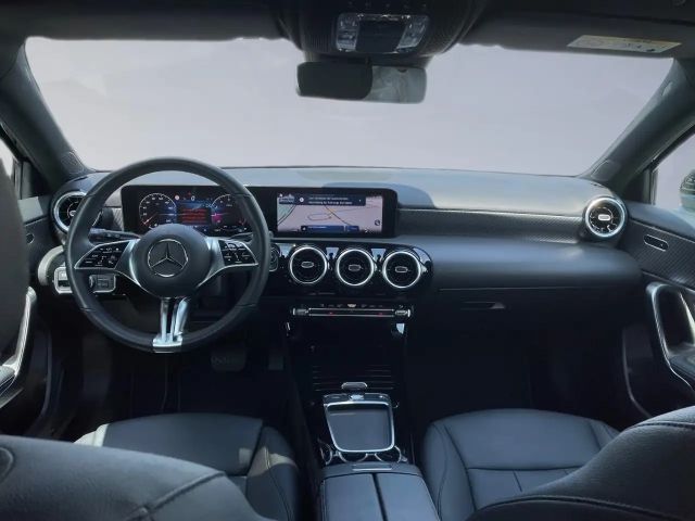 Mercedes-Benz A 180 Progressive