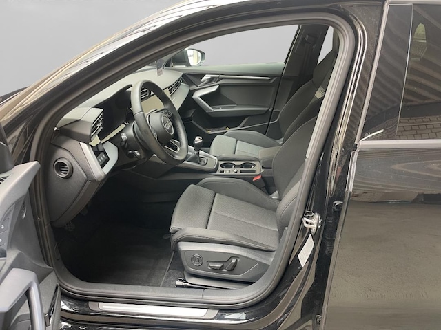 Audi A3 35 TFSI S-Line Sedan