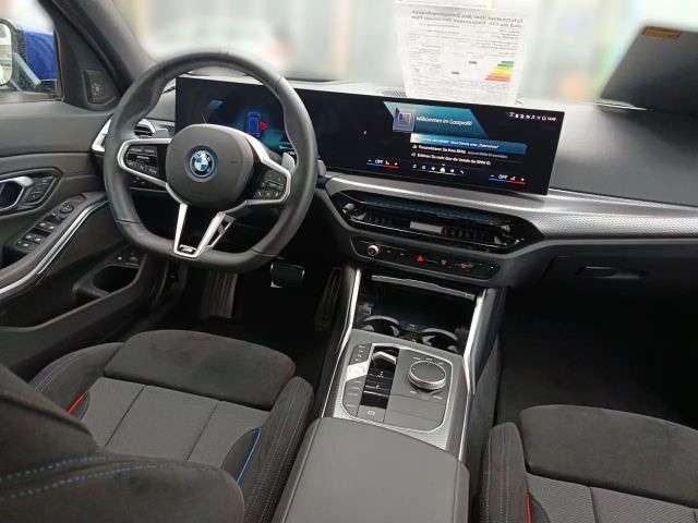 BMW 330 330e M-Sport Touring