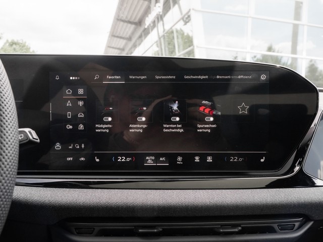 Audi A6 Avant Quattro S-Tronic