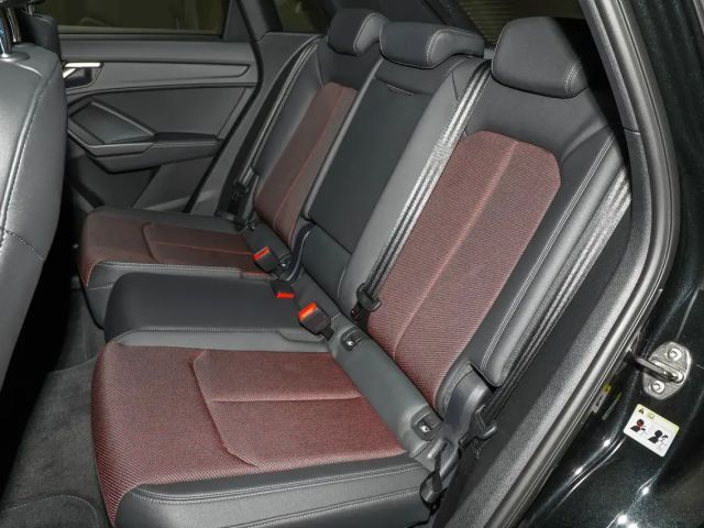 Audi Q3 35 TFSI S-Line S-Tronic