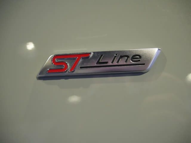Ford Puma ST Line