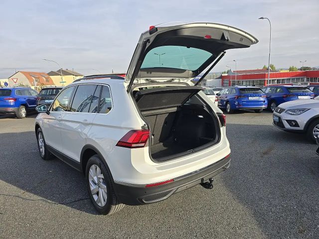 Volkswagen Tiguan 4Motion DSG Life