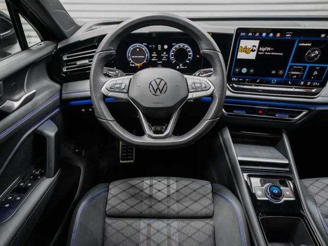 Volkswagen Tiguan 4Motion DSG R-Line