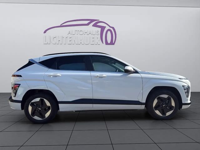 Hyundai Kona 64 kWh Electric