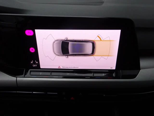 Volkswagen Golf 1.5 eTSI DSG Life Variant