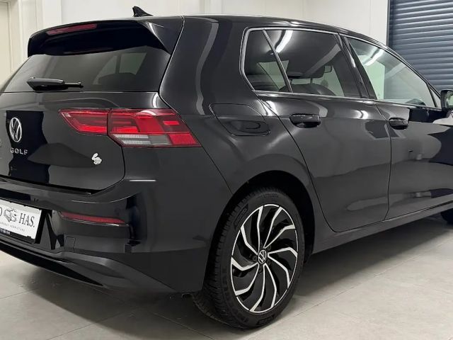 Volkswagen Golf ACT Life