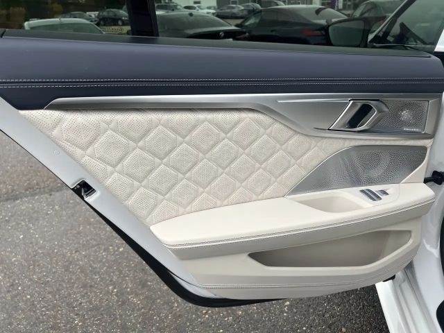 BMW M8 Competition Coupé Gran Coupé