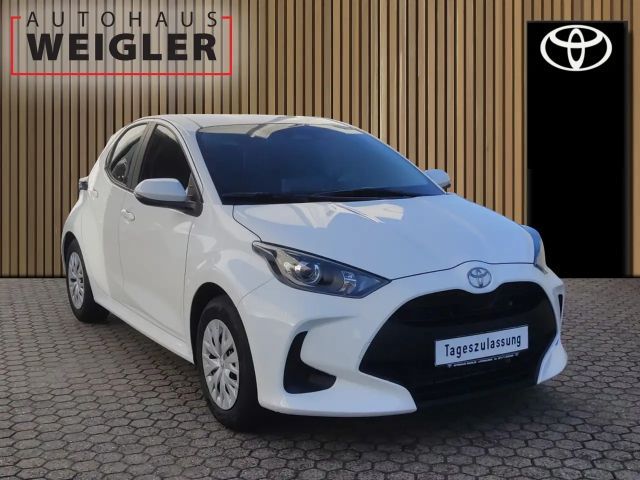 Toyota Yaris Comfort Hatchback