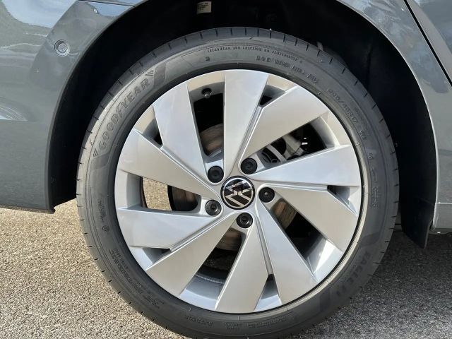 Volkswagen Golf Business DSG Variant