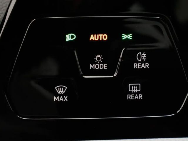 Volkswagen Golf 1.5 TSI