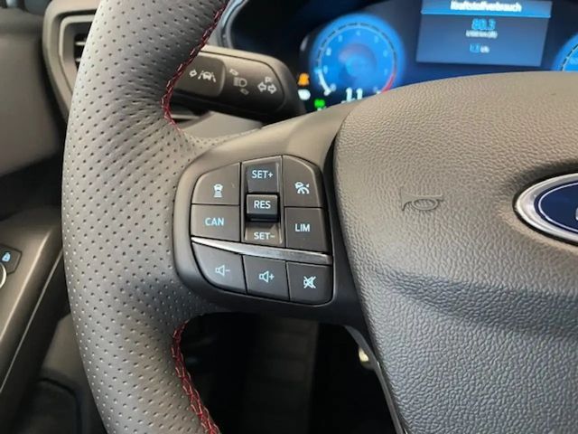 Ford Focus ST Line Wagon