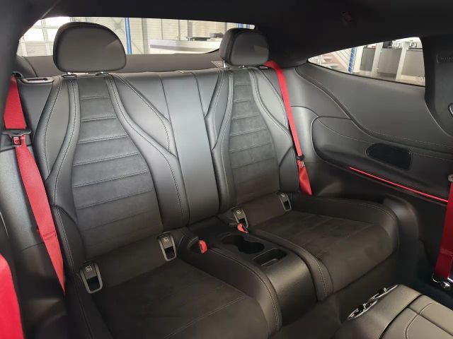 Mercedes-Benz CLE 300 4MATIC AMG Line Coupé