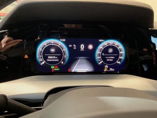 Volkswagen Golf 1.5 eTSI DSG Golf VIII