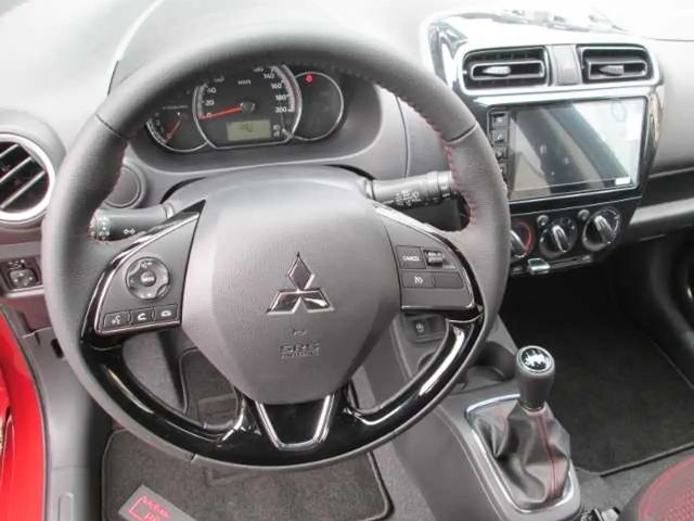 Mitsubishi Space Star Star