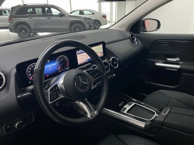 Mercedes-Benz GLA 220 4MATIC Progressive