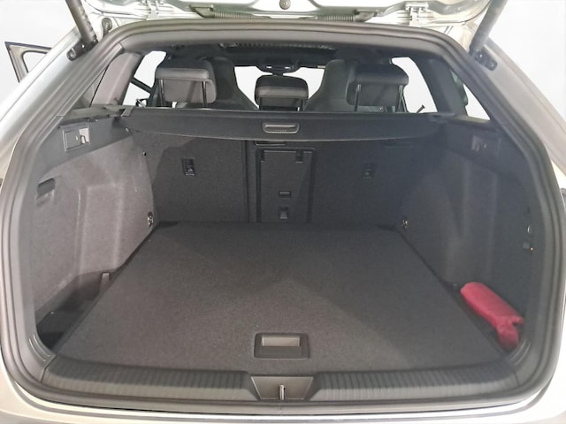 Volkswagen Golf DSG R-Line Variant