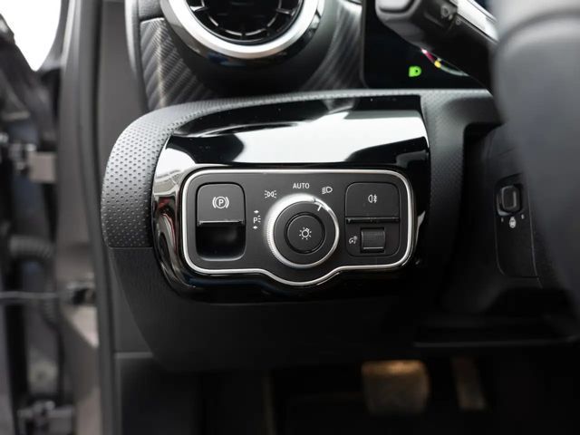 Mercedes-Benz A 180 Progressive