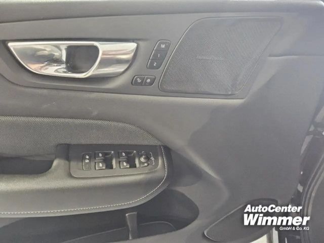 Volvo XC60 AWD Dark Plus Recharge T6