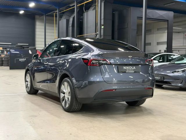 Tesla Model Y AWD Long Range