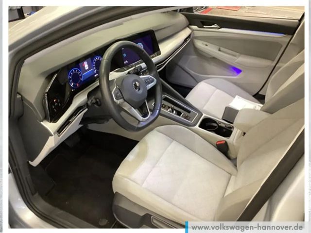 Volkswagen Golf 1.5 eTSI DSG Golf VIII Life