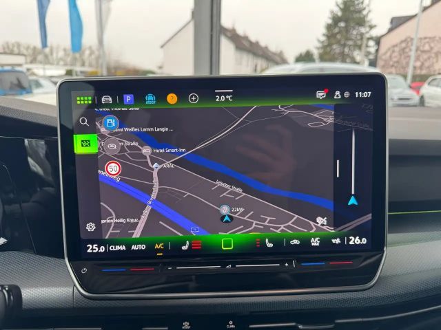 Volkswagen Golf 1.5 TSI Golf VIII