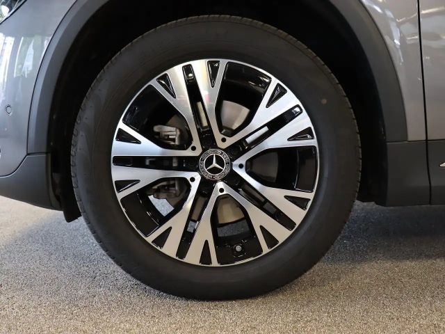 Mercedes-Benz GLA 180 Progressive