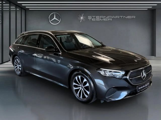 Mercedes-Benz E 220 AVANTGARDE E 220 d Estate