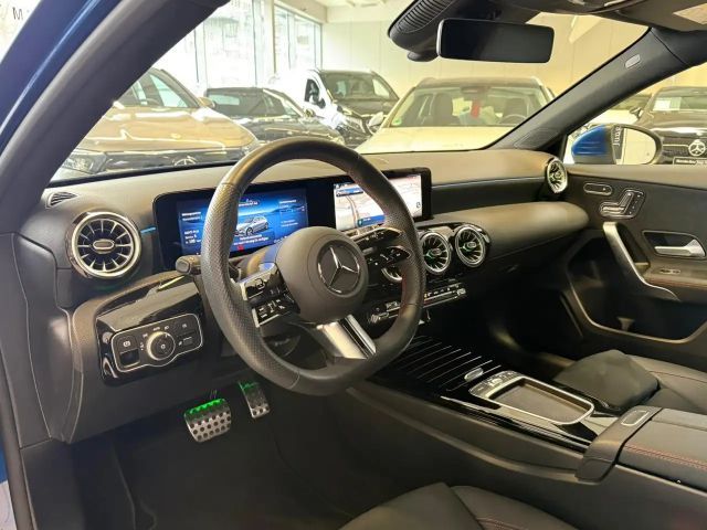 Mercedes-Benz A 250 A 250 e AMG Line