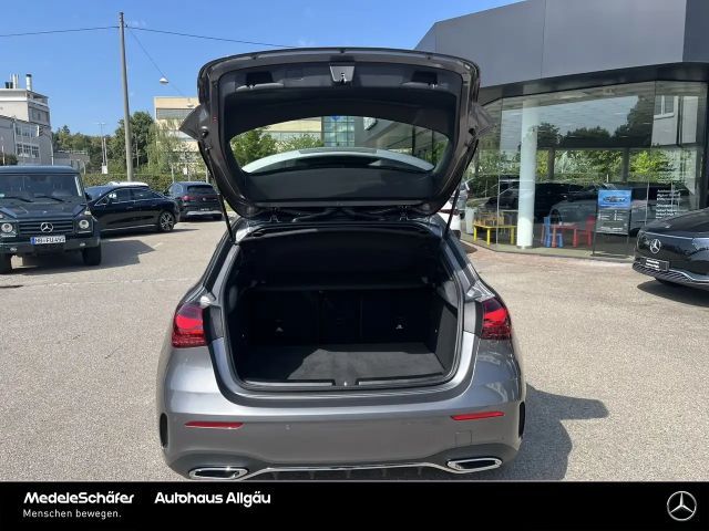 Mercedes-Benz A 200 AMG Line