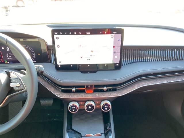 Skoda Superb 2.0 TDI Combi