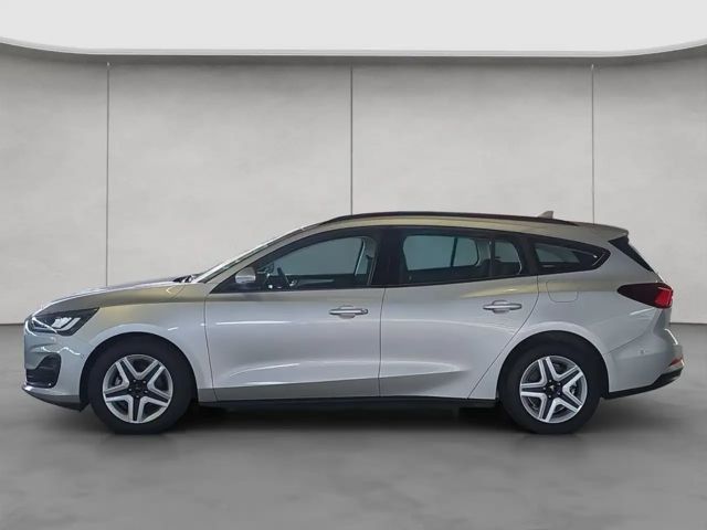 Ford Focus Cool & Connect EcoBoost Wagon