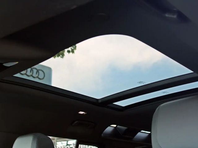 Land Rover Defender 110 Dynamic SE