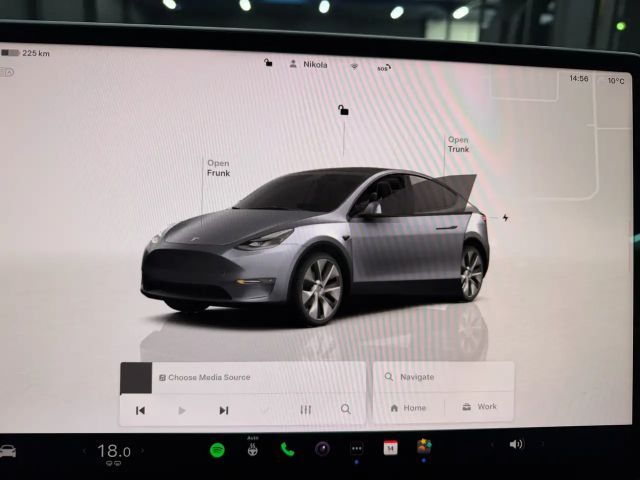 Tesla Model Y AWD Long Range