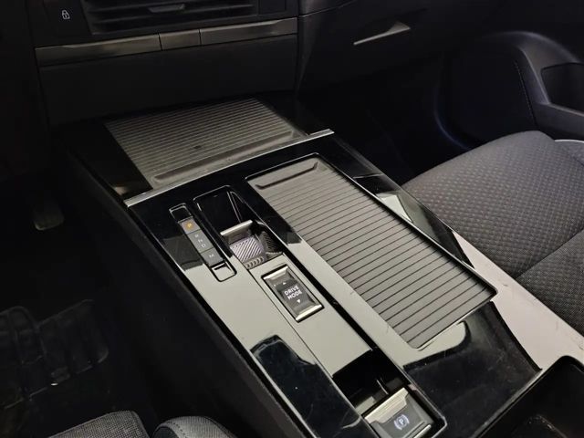 Opel Astra 1.5 Turbo Business Turbo