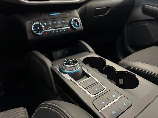 Ford Kuga AWD Titanium