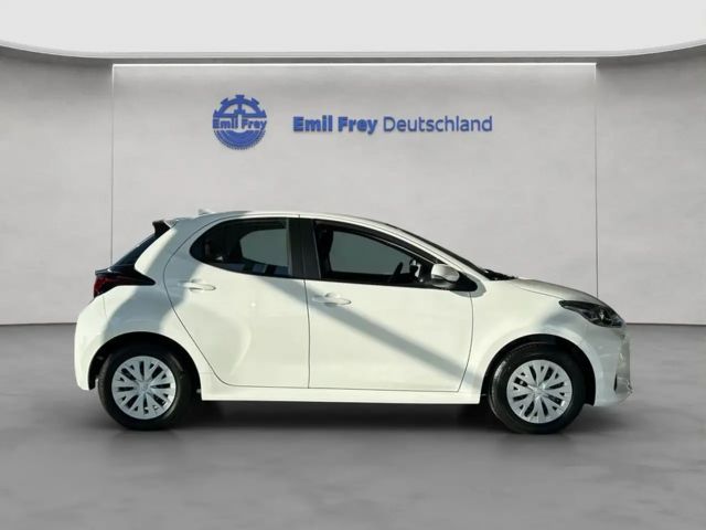 Toyota Yaris Business Hybride VVT-i