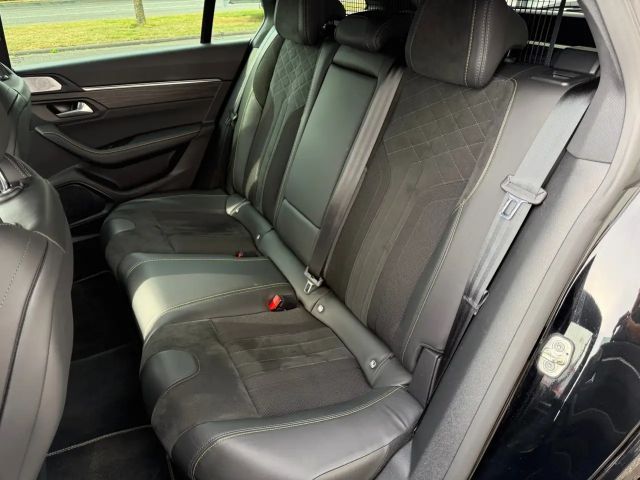 Peugeot 508 Hybrid4 SW