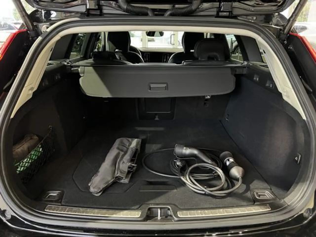 Volvo V60 AWD Dark Plus Recharge T6