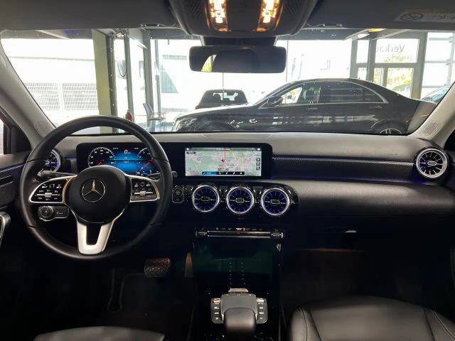 Mercedes-Benz A 180 Progressive