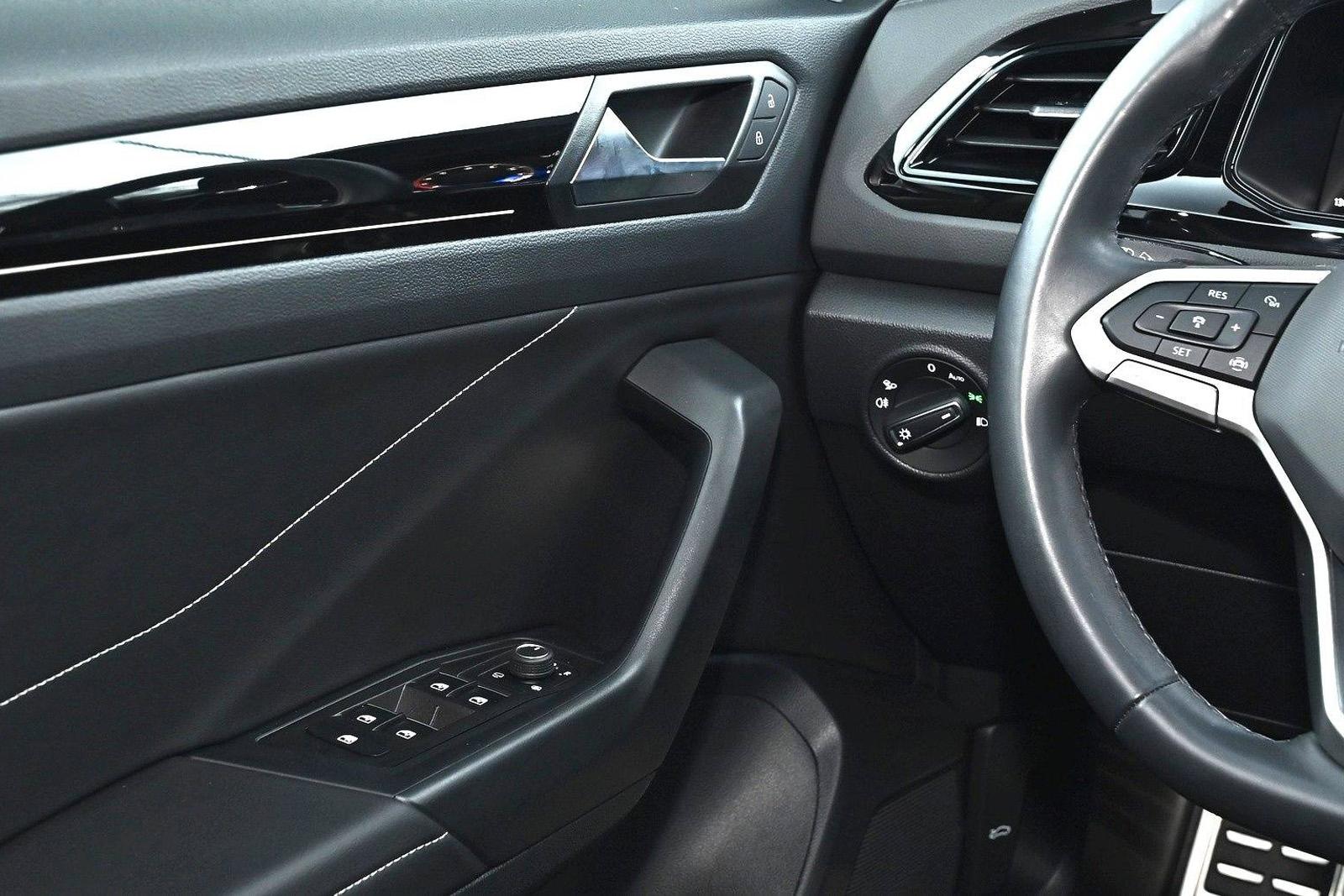 Volkswagen T-Roc 2.0 TSI DSG R-Line