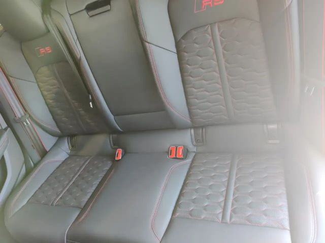 Audi RS6 Avant Performance