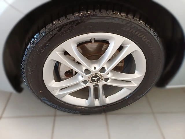 Mercedes-Benz A 180 LENKRADHEIZUNG LED HP KAMERA