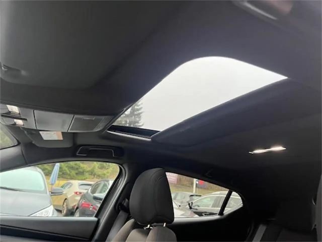 Mazda 3 Exclusive-line SkyActiv e-Skyactiv