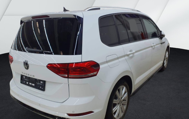 Volkswagen Touran 1.5 TSI DSG R-Line