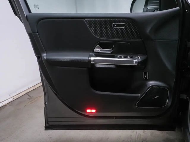 Mercedes-Benz EQB 300 4MATIC Progressive